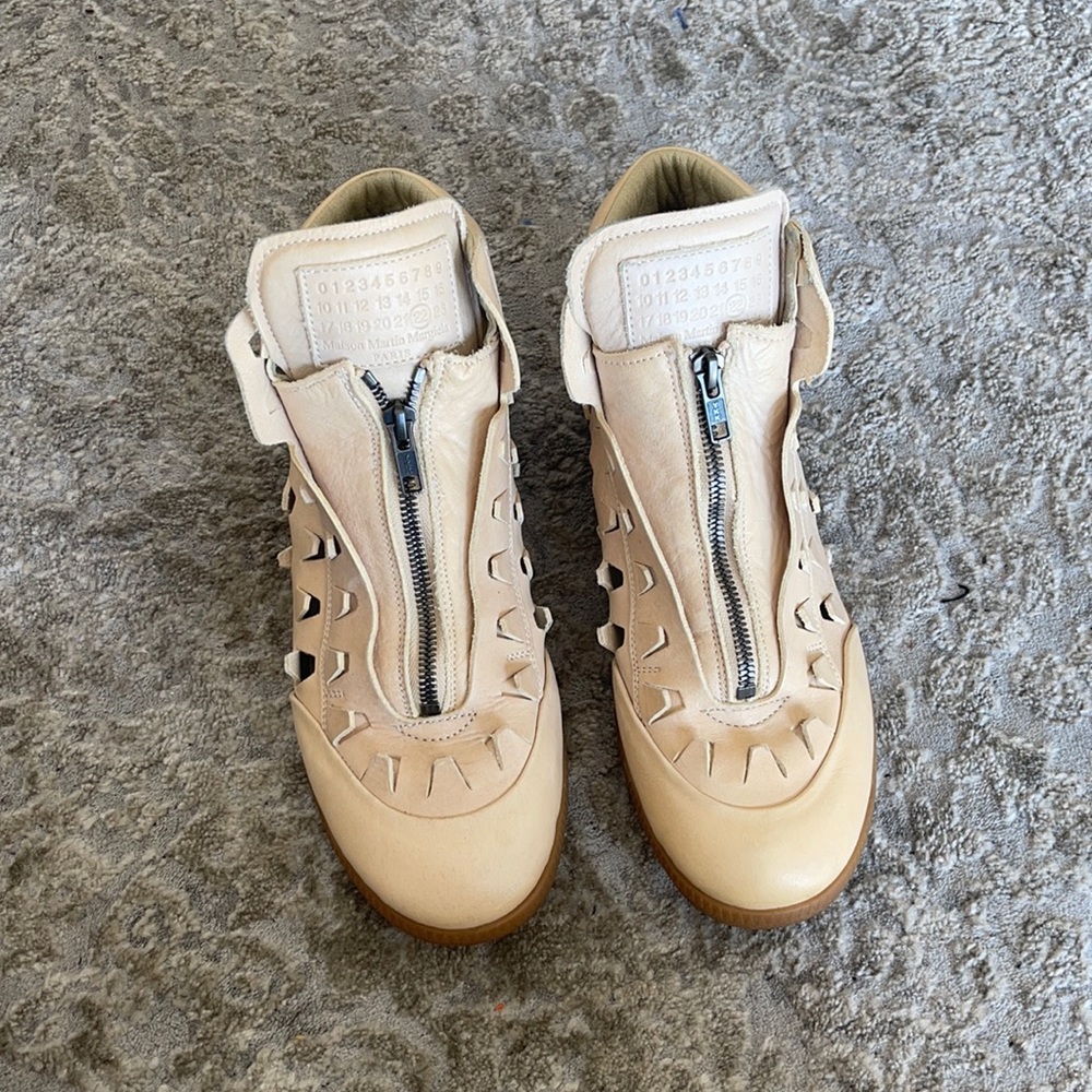 Authentic Maison Margiela 39.5